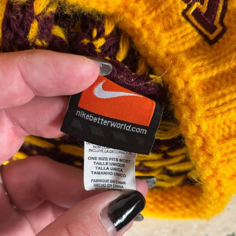 Nike University of Minnesota Maroon and Yellow Pom-Pom Beanie